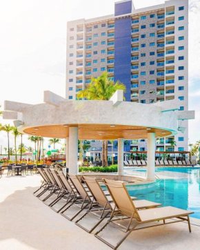Salinas exclusive resort